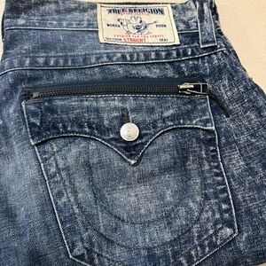 True Religion zipper pockets Men's Dark Blue Distressed Jeans